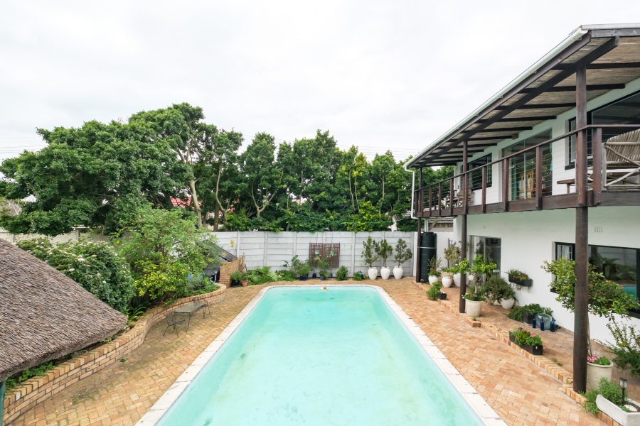 6 Bedroom Property for Sale in Pinelands Western Cape